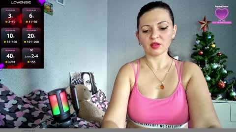 Snapshot of hotkleoo chatting on December 24, 6:55 am MistressM online show from December 24, 6:55 am