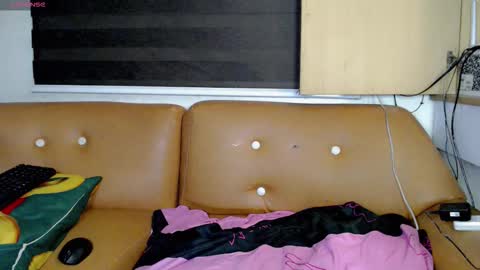 HotTrannyCock online show from December 3, 4:40 pm