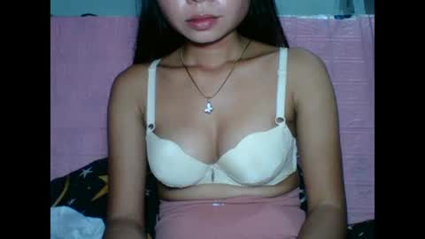 Snapshot of hotpink4u chatting on January 29, 10:27 am hotpink4u online show from January 29, 10:27 am