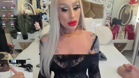 Snapshot of hotred69xxx chatting on September 14, 3:13 pm Delya- online show from September 14, 3:13 pm