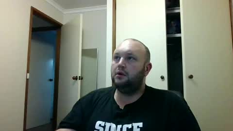 hotrodder323 online show from December 6, 10:24 pm