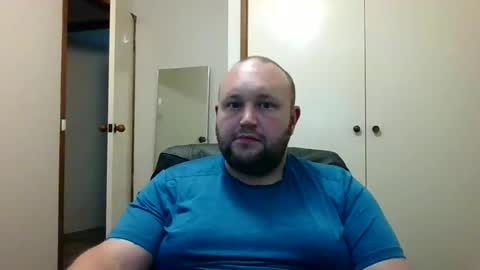 hotrodder323 online show from December 9, 4:34 am