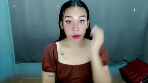 jelaigrande  online show from February 20, 11:53 am