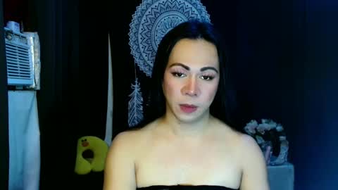 Snapshot of hott_summerr chatting on February 16, 6:43 pm Alex Summer online show from February 16, 6:43 pm