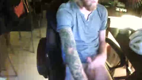 hottattoo91 online show from January 15, 7:17 am