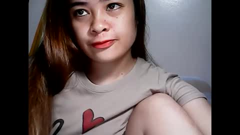 Snapshot of hottie_asianbabe chatting on February 9, 12:06 am Leen online show from February 9, 12:06 am