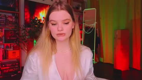 Jane  online show from December 20, 7:10 pm