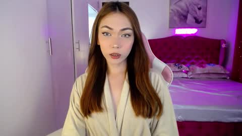 LEXIE- dont forget to give me thumbs up online show from September 10, 3:07 am