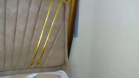 hottie_mammy online show from April 23, 2:30 pm