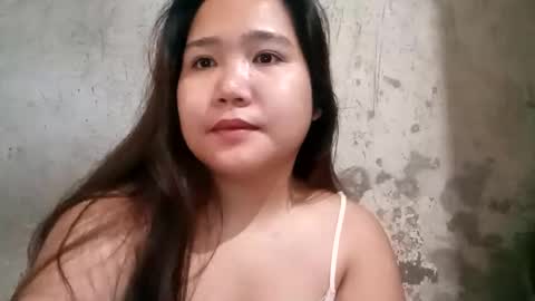 hottiecum27 online show from April 2, 9:55 pm