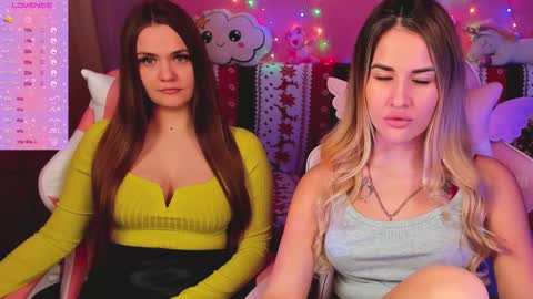 Snapshot of hotty_girls_here chatting on January 13, 1:06 pm Ivanna and Jessica online show from January 13, 1:06 pm