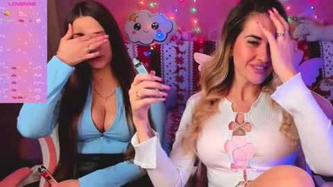 Snapshot of hotty_girls_here chatting on February 15, 6:12 am Ivanna and Jessica online show from February 15, 6:12 am
