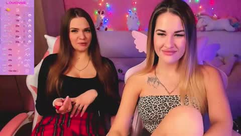 Snapshot of hotty_girls_here chatting on February 26, 6:30 am Ivanna and Jessica online show from February 26, 6:30 am