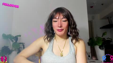 crishinahotty online show from February 6, 9:32 am