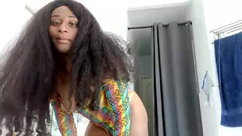 houstonbelle925 online show from April 7, 6:21 pm