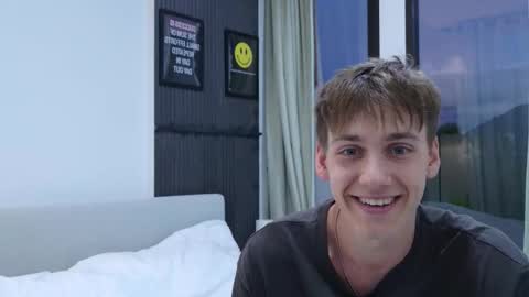 howardkottam online show from October 14, 11:24 am