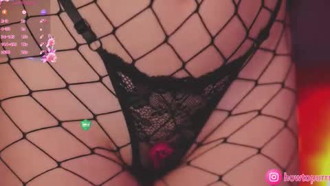 Mia online show from October 14, 5:27 pm