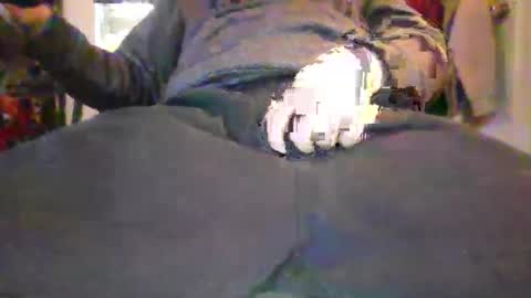 hrnyymff online show from December 1, 1:47 am