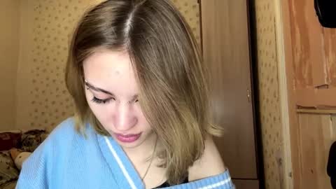 Chloe online show from November 26, 10:45 am