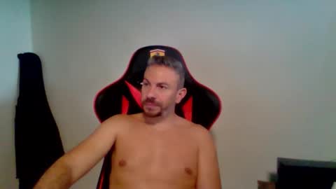 huge__cumshot online show from October 5, 9:29 am