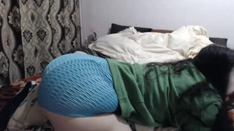 hugeassdevil online show from November 8, 1:47 pm