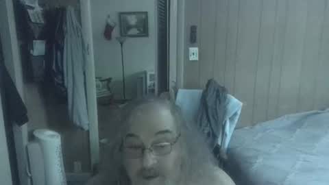 lonely huggy bear online show from March 21, 3:06 pm