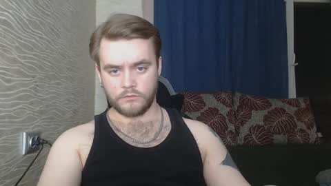 Snapshot of hugo__brad chatting on February 7, 9:15 pm Hugo online show from February 7, 9:15 pm