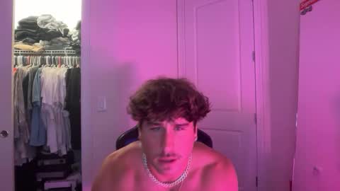 hungkingg22 online show from April 7, 4:31 pm