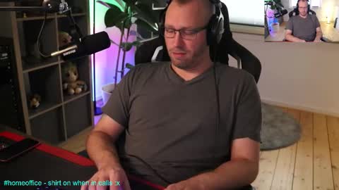 hungry_26 online show from February 23, 1:02 pm