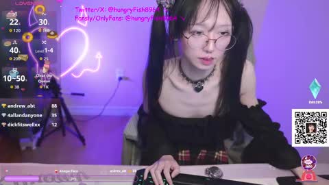 Snapshot of hungryfish8964 chatting on September 12, 4:53 pm Crocodile hungryFish8964 online show from September 12, 4:53 pm
