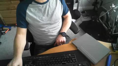 hungstud_again online show from March 5, 2:15 pm