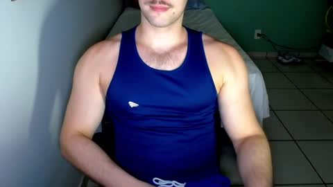 Snapshot of hunkyneighbor chatting on December 20, 12:08 am leo online show from December 20, 12:08 am