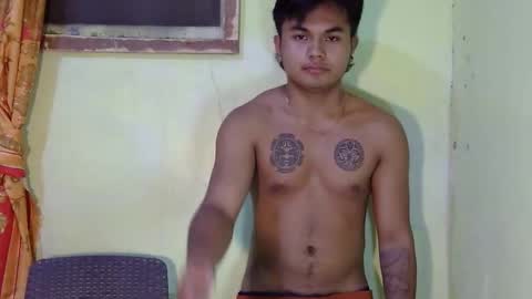 hunkyzeus online show from October 27, 7:03 pm