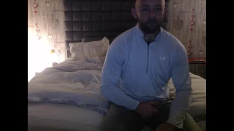 HunterandEsme online show from January 22, 7:03 am