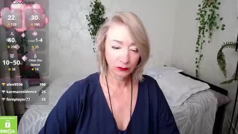 Snapshot of hunters_woman chatting on October 14, 10:46 pm Irena online show from October 14, 10:46 pm