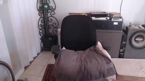 Hunter XX 420 online show from January 22, 5:28 pm