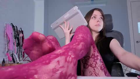 Miley. PVT open i have extra prices on nude show  online show from January 17, 7:44 pm