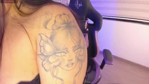 Ari online show from February 7, 2:36 am