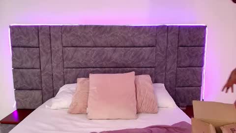 Sofia online show from February 17, 6:51 pm