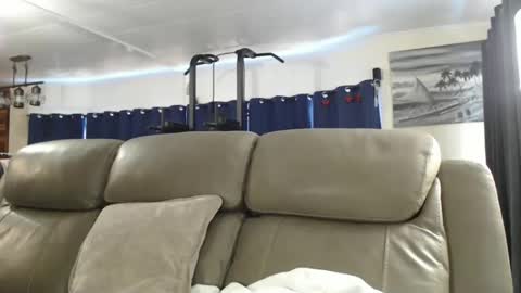 ShortStuff online show from February 9, 4:21 pm