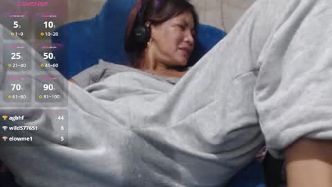 Snapshot of i_love_finger_pussy chatting on October 6, 12:56 pm jeane online show from October 6, 12:56 pm