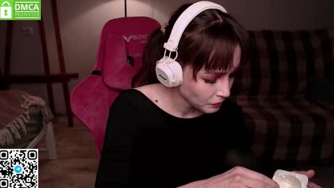 elisabeth online show from February 5, 1:58 pm