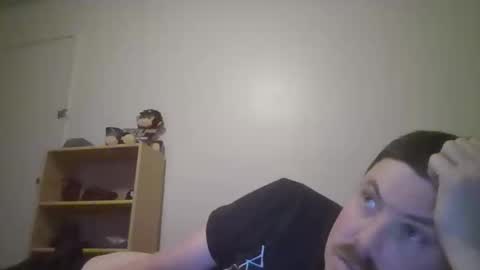 iaguy0587 online show from March 31, 5:19 am