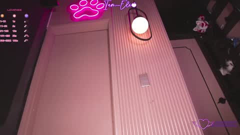       online show from September 17, 10:13 pm