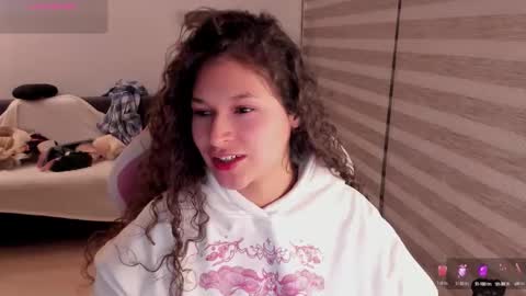 Snapshot of iam_nikki chatting on October 15, 2:48 am On instagram Imm  NikkiHelp me reach 100 likes online show from October 15, 2:48 am