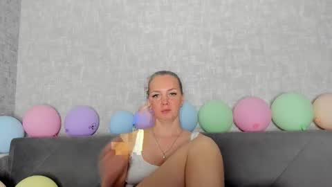 Venus online show from November 4, 3:13 pm