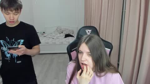 Snapshot of iamcassidy chatting on February 24, 2:51 am Cassie  STREAMS HERE EVERYDAY online show from February 24, 2:51 am