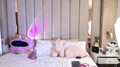 Snapshot of iamnyxy chatting on September 27, 10:02 am Nyxy online show from September 27, 10:02 am