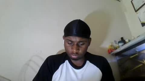 iamryan995442 online show from April 4, 7:32 pm