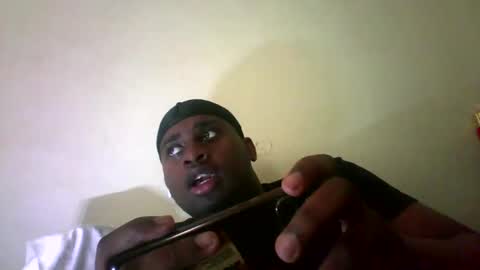 iamryan995442 online show from April 6, 2:51 pm